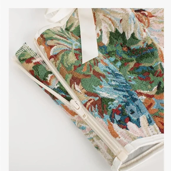 Floral Tapestry Crop Top with Ribbon Details - Picture 6 of 6